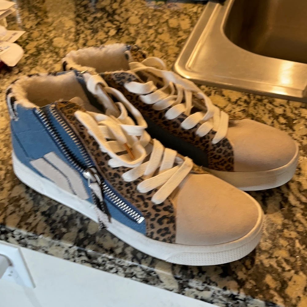 Women’s High tops